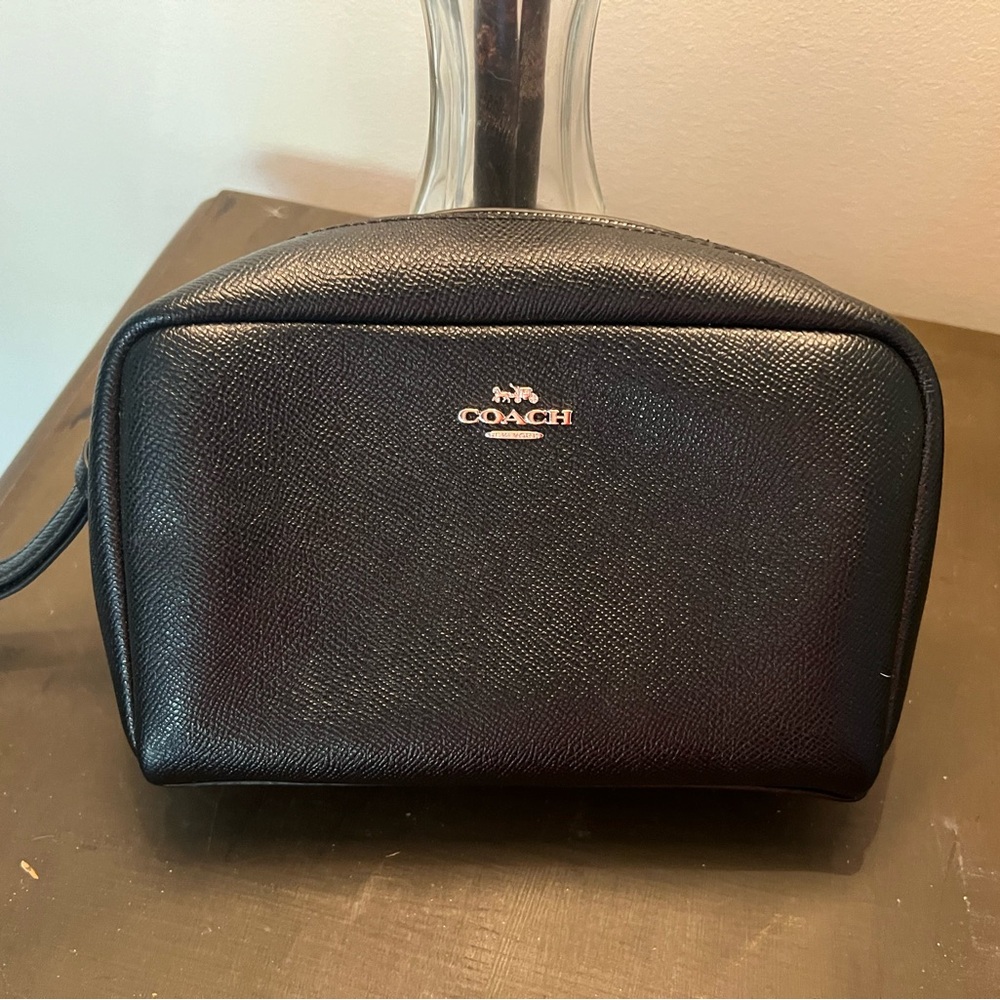 Coach cosmetics pouch